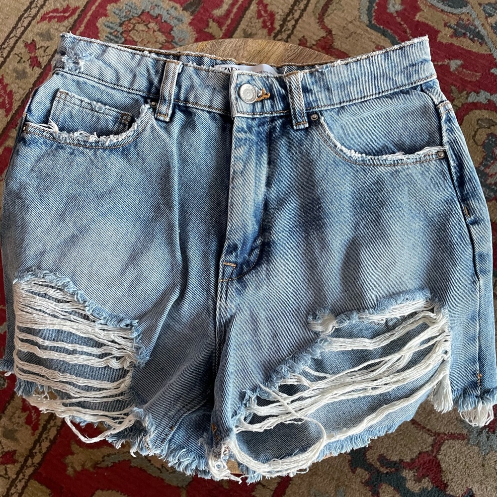 Ripped Shorts